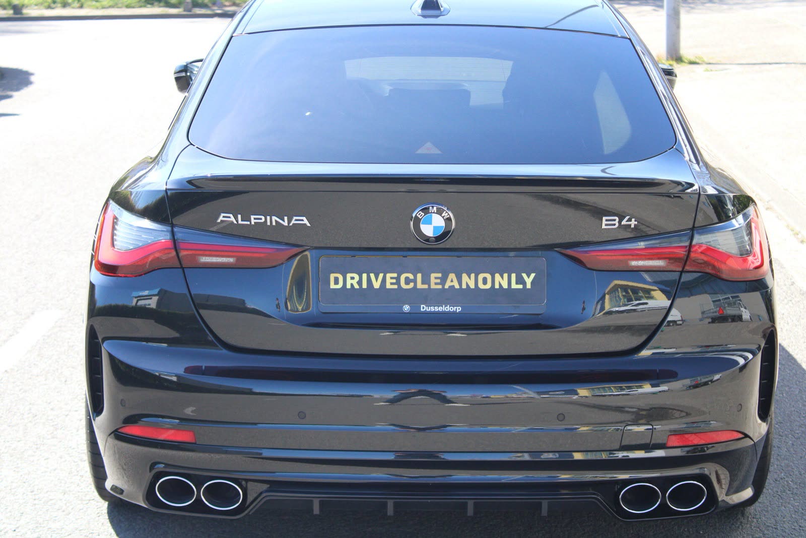 BMW Alpina B4 met DriveCleanOnly-kentekenplaat